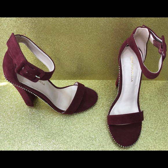 New with box wine heels - Picture 2 of 3